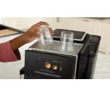 Bosch TQE80703, SER8, Fully automatic coffee machine VeroBar 19 bar, TFT display 5", HC, Up to 36 bev.(incl. HC), Inox front, Cup warmer, Aroma Select, ColdBrew, CeramDrive