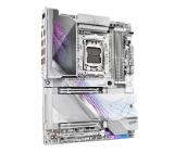 Gigabyte X870E Aorus Master X3D Ice